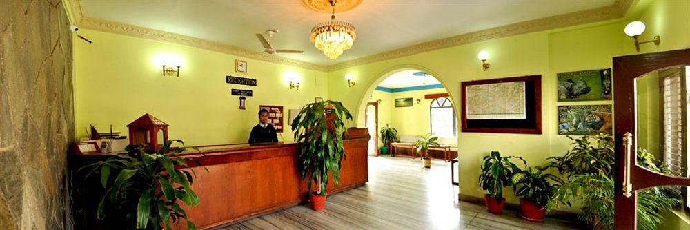 Hotel Snowland Pokhara Esterno foto