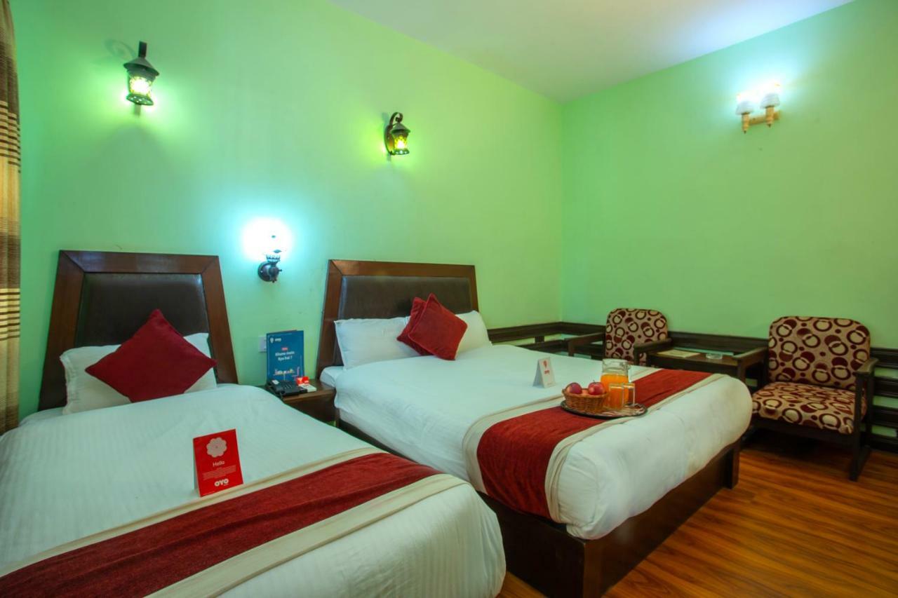 Hotel Snowland Pokhara Esterno foto
